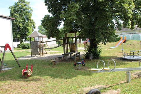 Spielplatz an der Schule