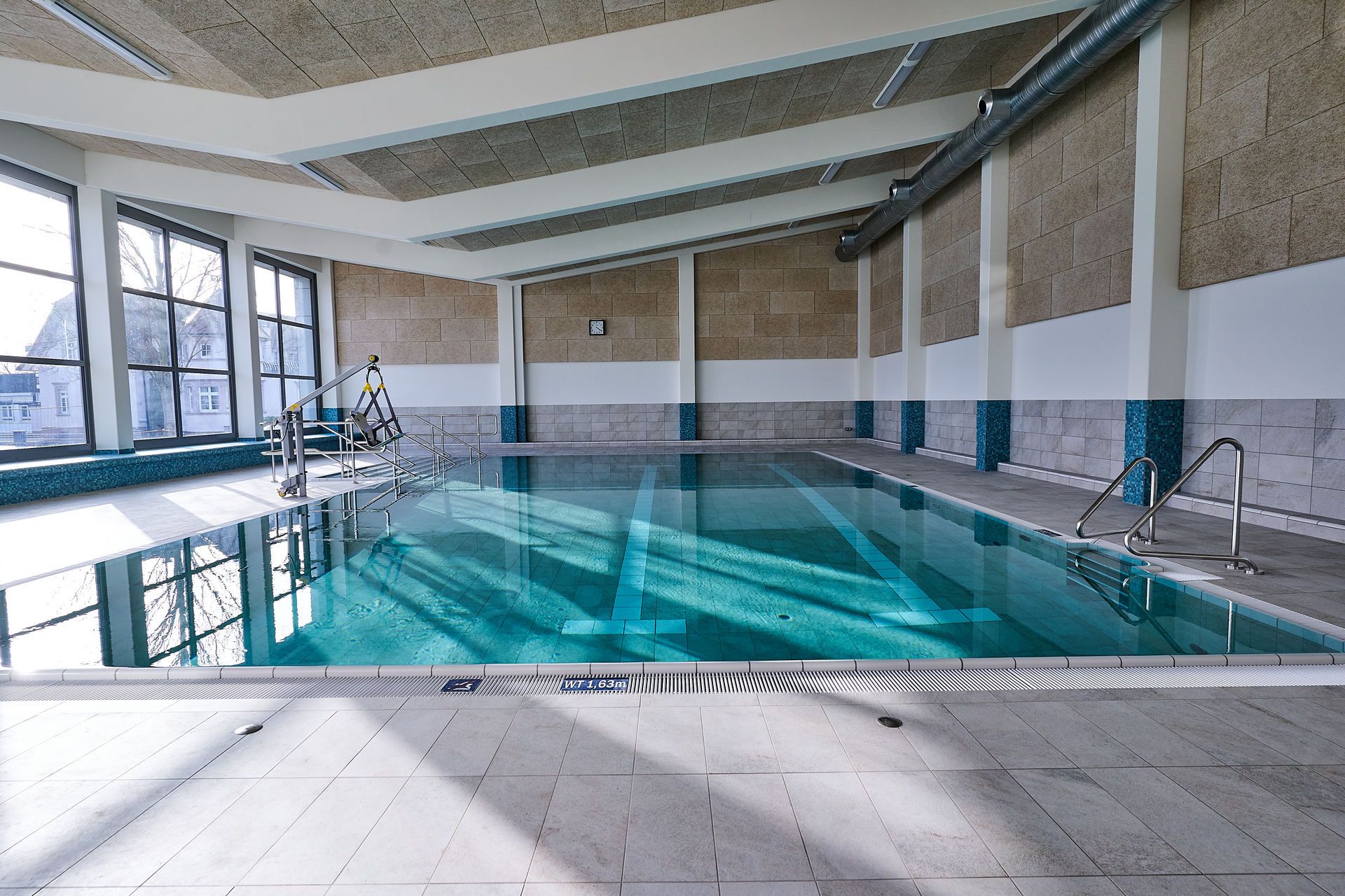 Hallenbad Honau
