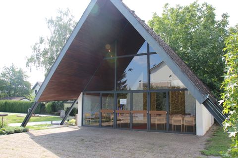 Friedhofsgebäude Honau