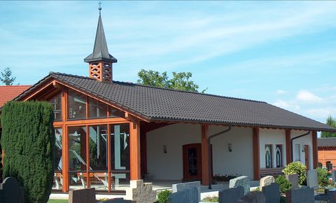 Friedhofsgebäude Linx