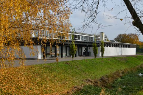 Rhein-Rench-Halle Helmlingen