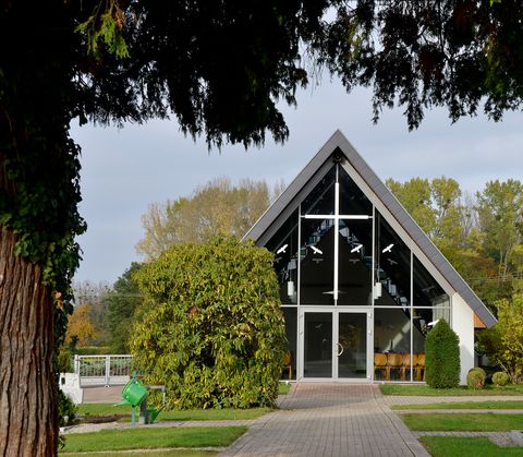 Friedhofsgebäude Helmlingen